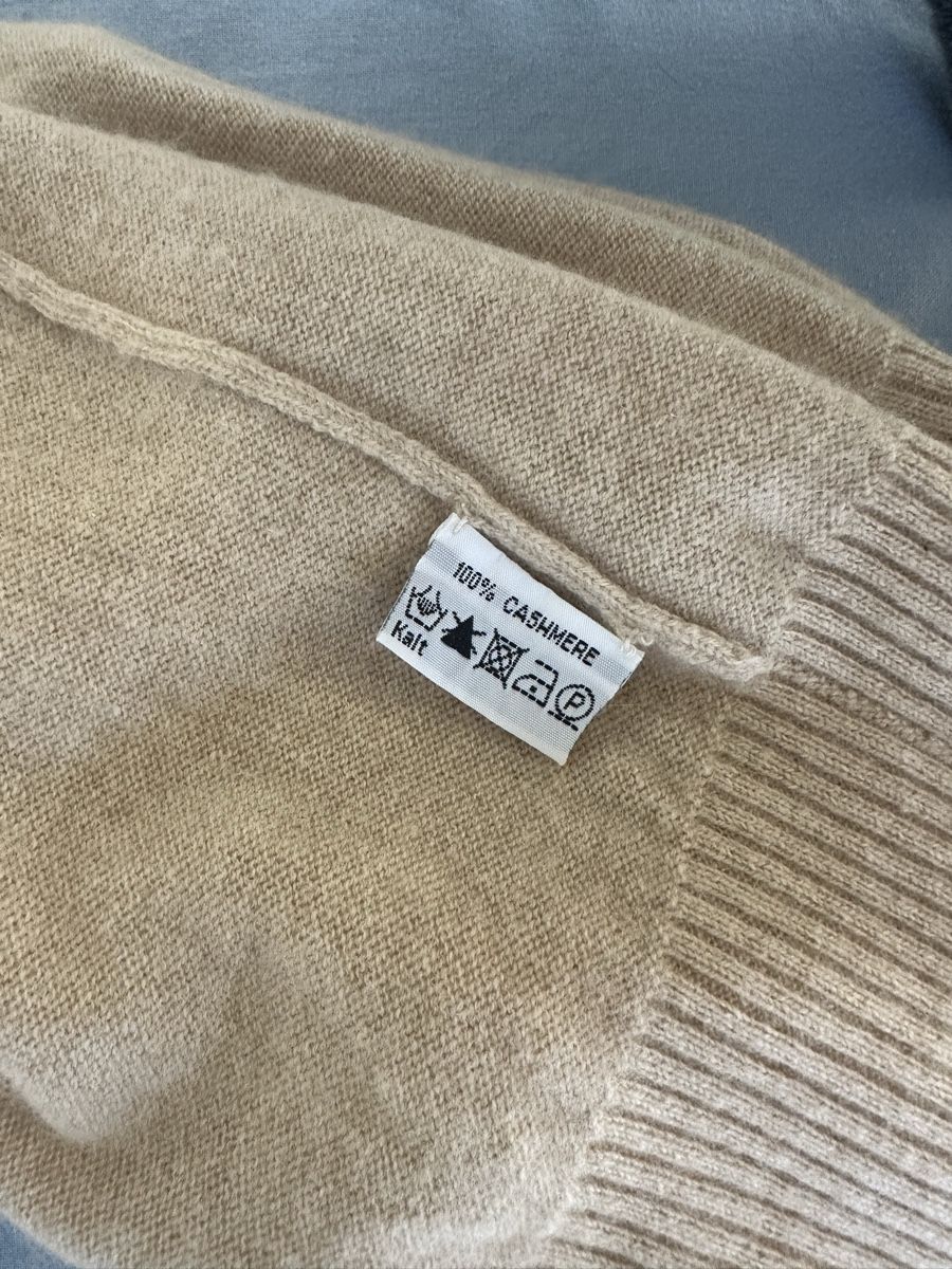 Top: Haut beige en cachemire – Usato da Genève venduto da AuTuMnLoveR 2