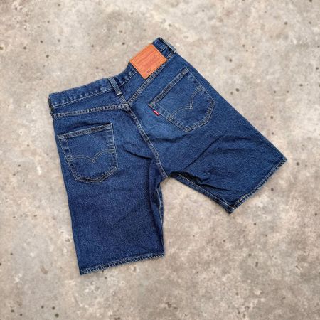 Levi's 501 Shorts dunkelblau Grösse W29 L
