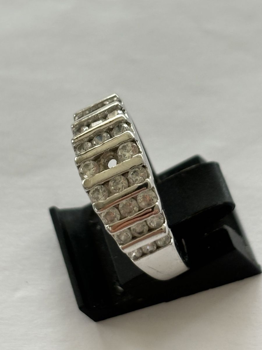 Ringe: Eleganter Silberring 925 mit Zirkonia – Gebraucht aus Langnau am Albis von flusspflege 1