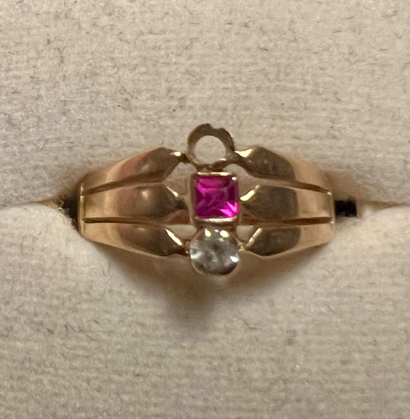 Bagues: Gold-Ring 18 K mit Glassteinen – D'occasion à Chur par Penting1935 2