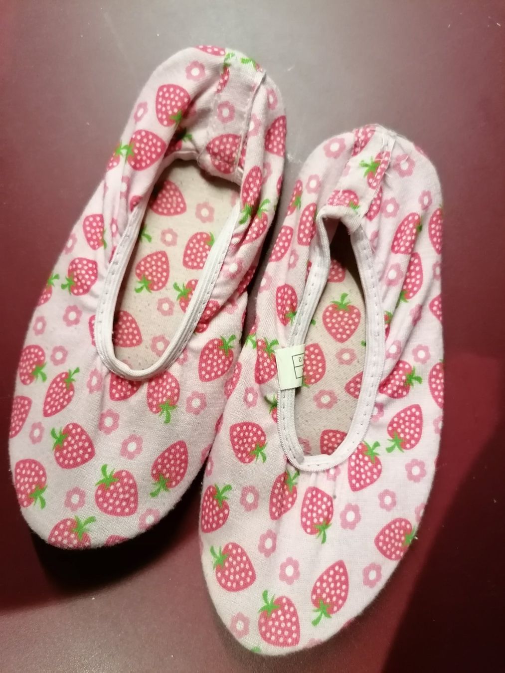 Schuhe für Mädchen: Turnschläppli Gr. 30 – Gebraucht aus Büttikon AG von Amineah