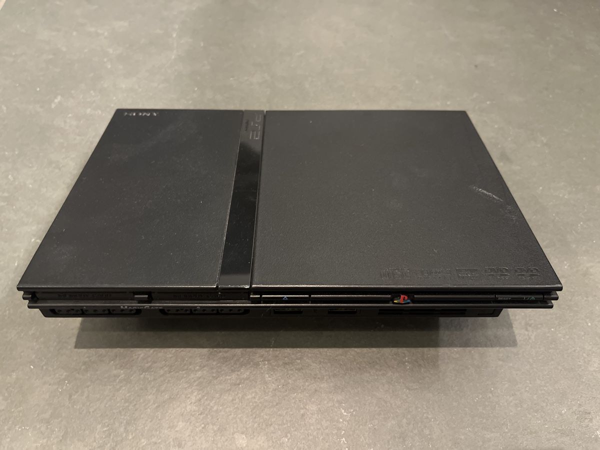 Sony Console: Sony PS2 slim (scph 77004) – Difettoso da Tann venduto da Floripori123