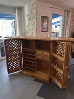 Aufklappbarer Barschrank