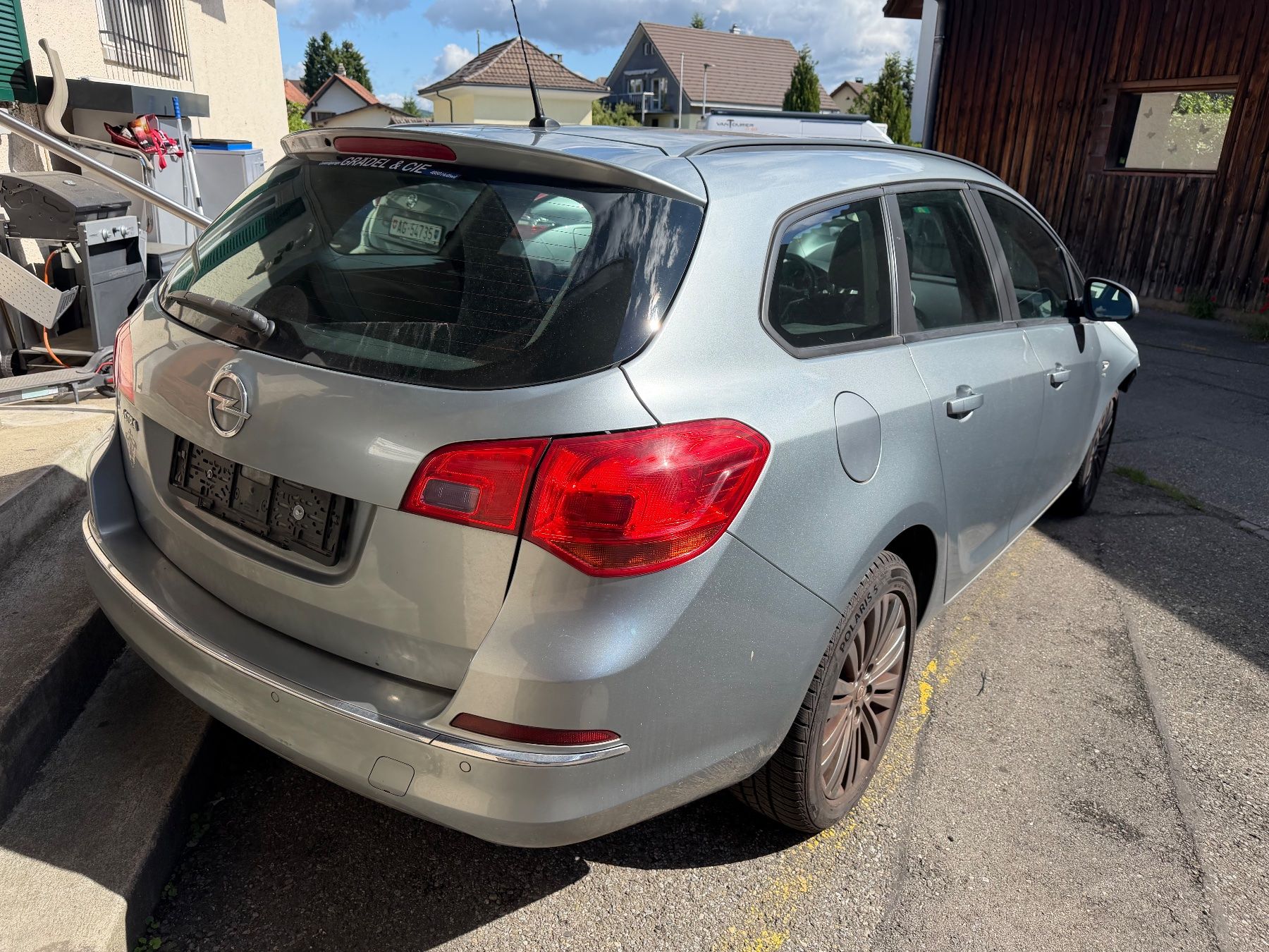 Opel Automobili: Unfallwagen Opel Astra J – Usato da Hunzenschwil venduto da JustKnow 4