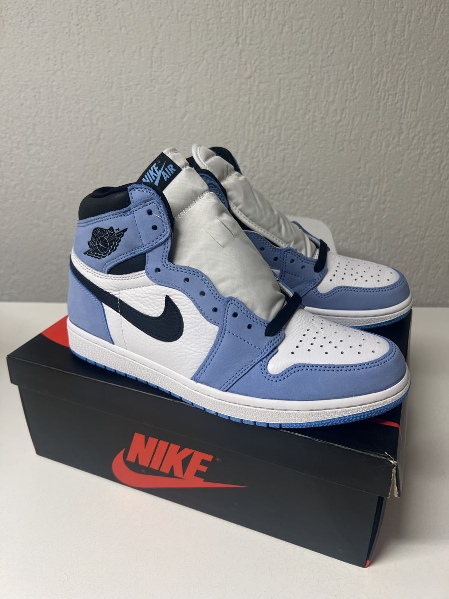 Jordan Scarpe da uomo: Jordan 1 Hyper Blue EU 42.5 – Nuovo e nell'imballaggio originale da Dübendorf venduto da Sneaker_Seller 2