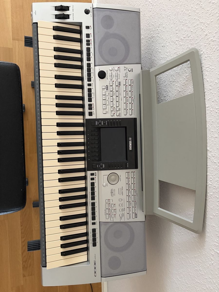 Yamaha Strumenti musicali: Yamaha PSR 3000 – Usato da Therwil venduto da Mrleenii 1