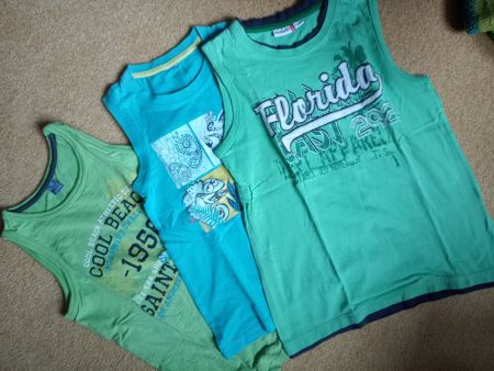 3 Sommer Shirts, Gr. 122/128
