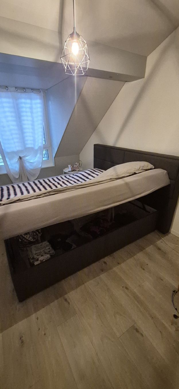 Conforama Letti: Lit boxspring double avec coffre de rangement  – Usato da Les Hauts-Geneveys venduto da bel_z5th 2