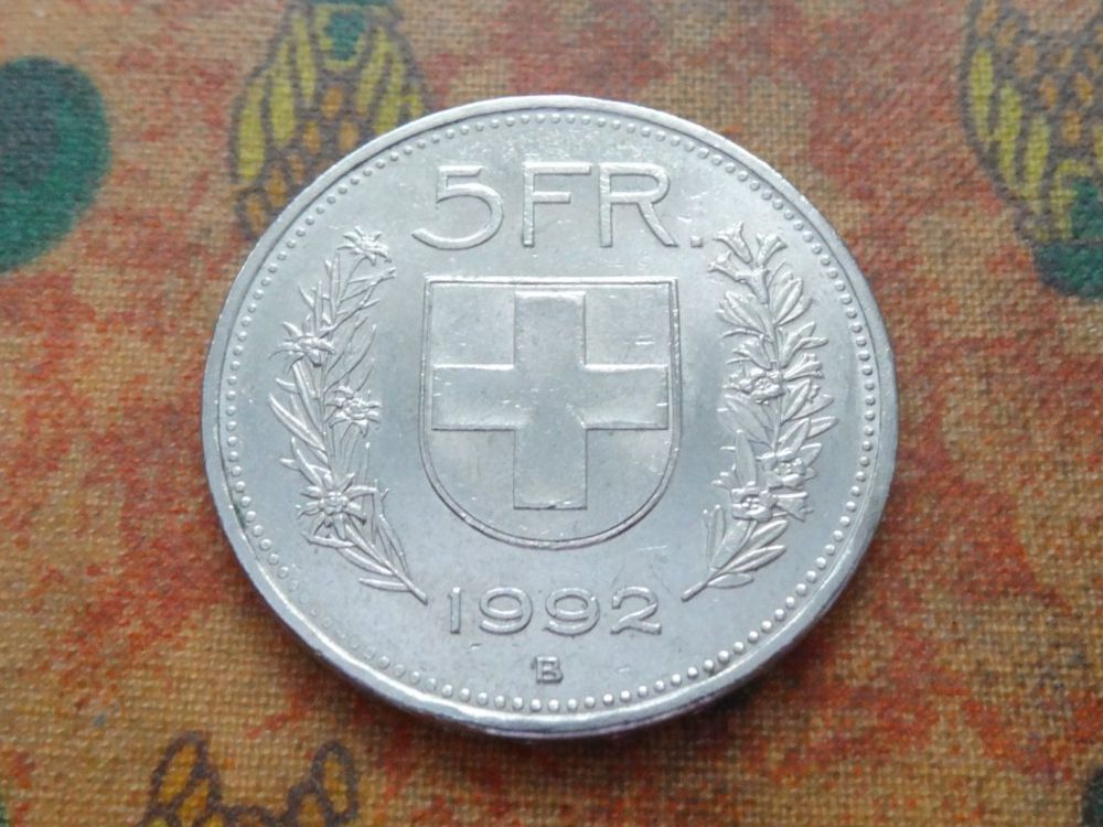Alle Münzen: 5 Fr. 1992 – Gebraucht aus Romanel-sur-Lausanne von Swift13