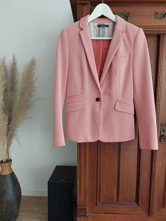 Esprit Giacche: Esprit Blazer 36 S tailliert – Usato da Zürich venduto da Julia0123