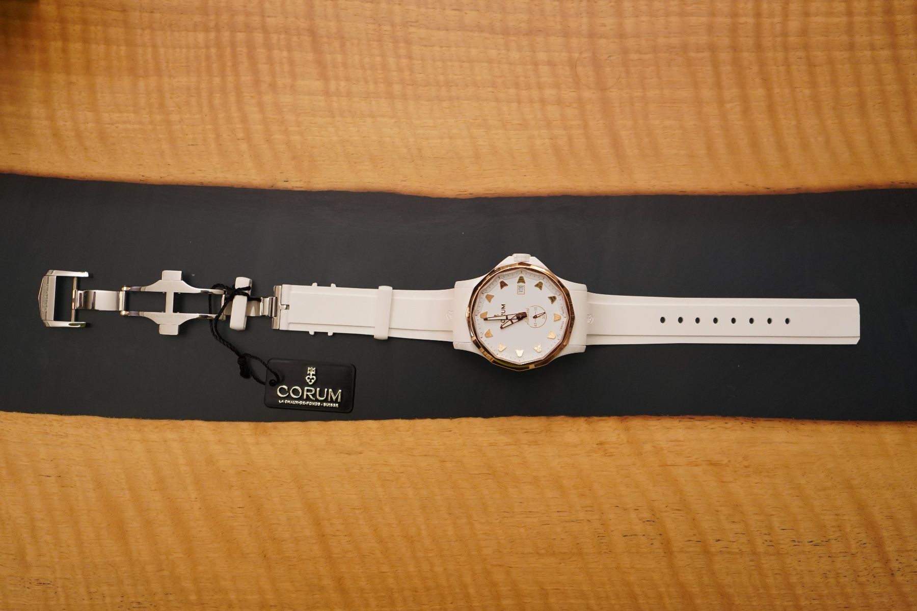Corum Orologi: Corum Admiral 42 automatic, ceramic case, 18K gold bezel – Nuovo e nell'imballaggio originale da Zürich venduto da MatthiasBruetsch 4