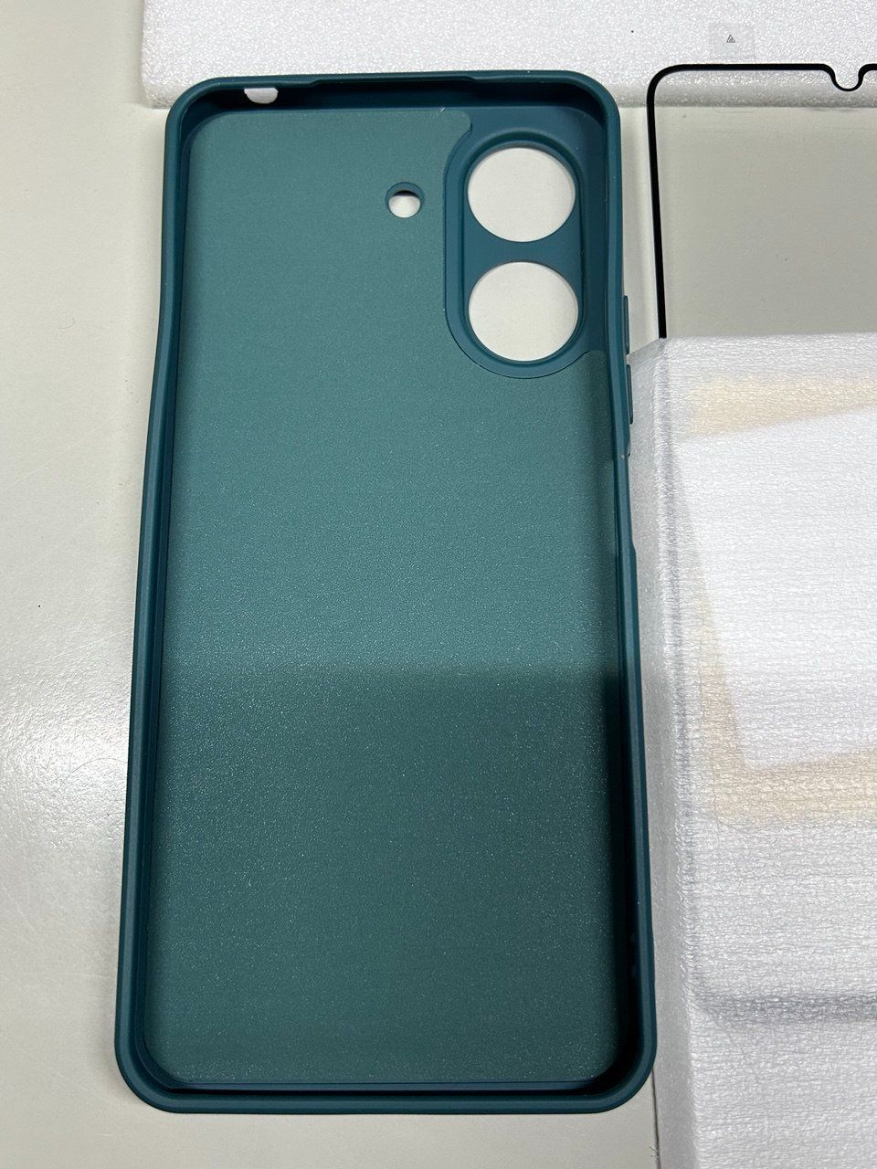 Covers & Schutzfolien: Cover Xiaomi Redmi 13C – Neu und originalverpackt aus Giubiasco von LorisVale 2