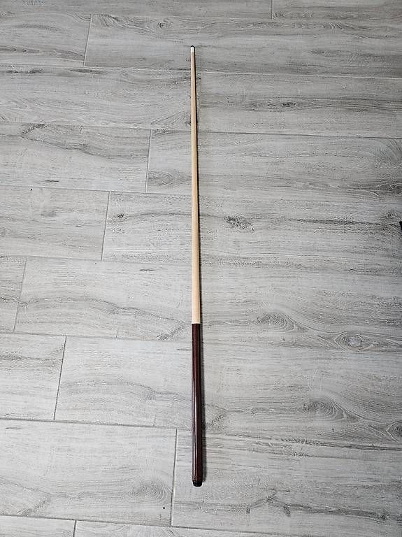 Tavoli da biliardo: Queue de billard 140cm – Usato da St-Aubin FR venduto da mus_k8dk