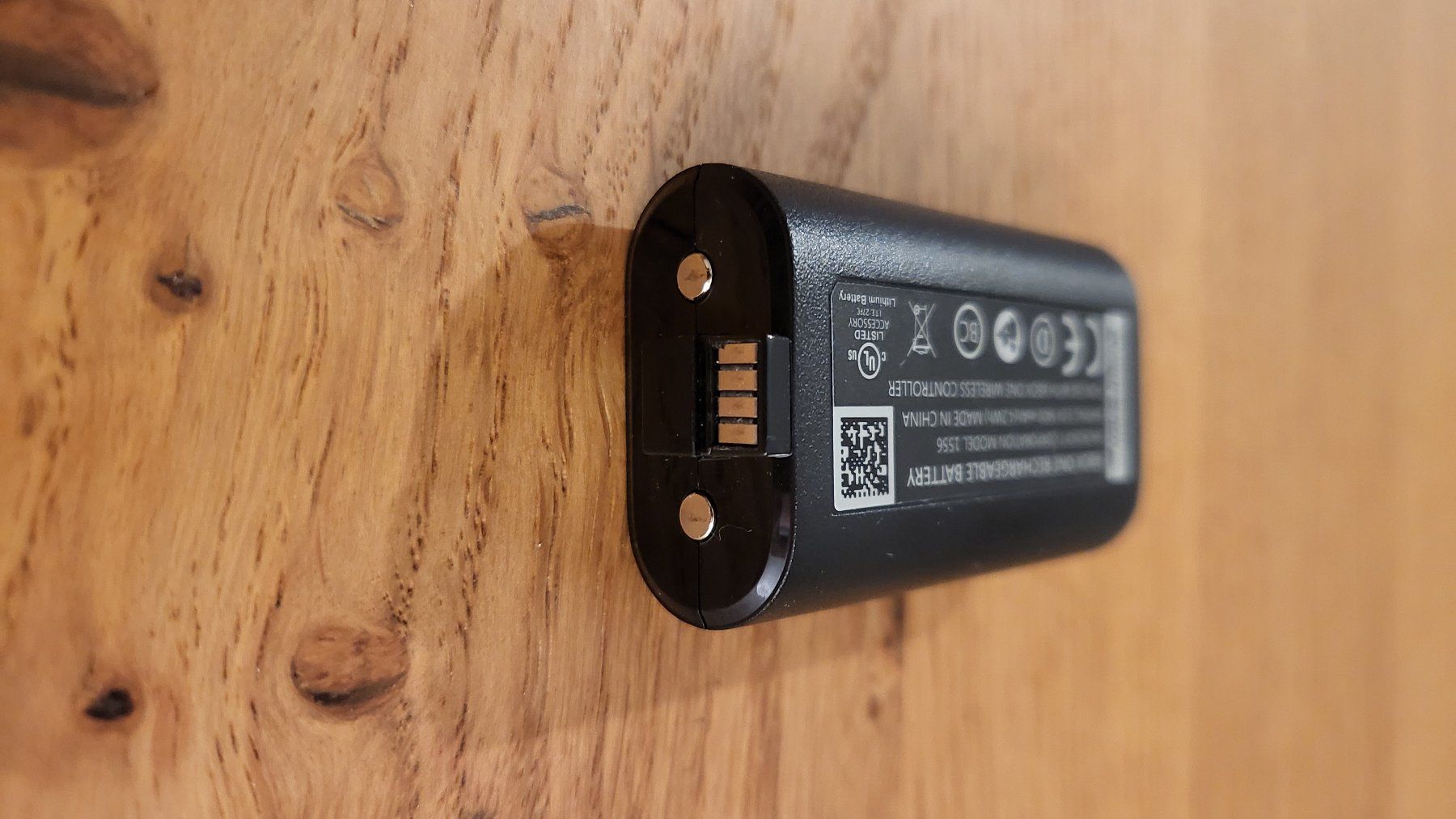Microsoft Batterie: Xbox One Controller Battery Pack – Usato da Zollikerberg venduto da neverone.0 2
