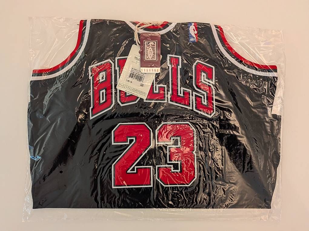 Mitchell & Ness Canottiere & Pantaloni: Michael Jordan, Bulls, 1997-98, Mitchell & Ness – Nuovo e nell'imballaggio originale da Ormalingen venduto da Rune86