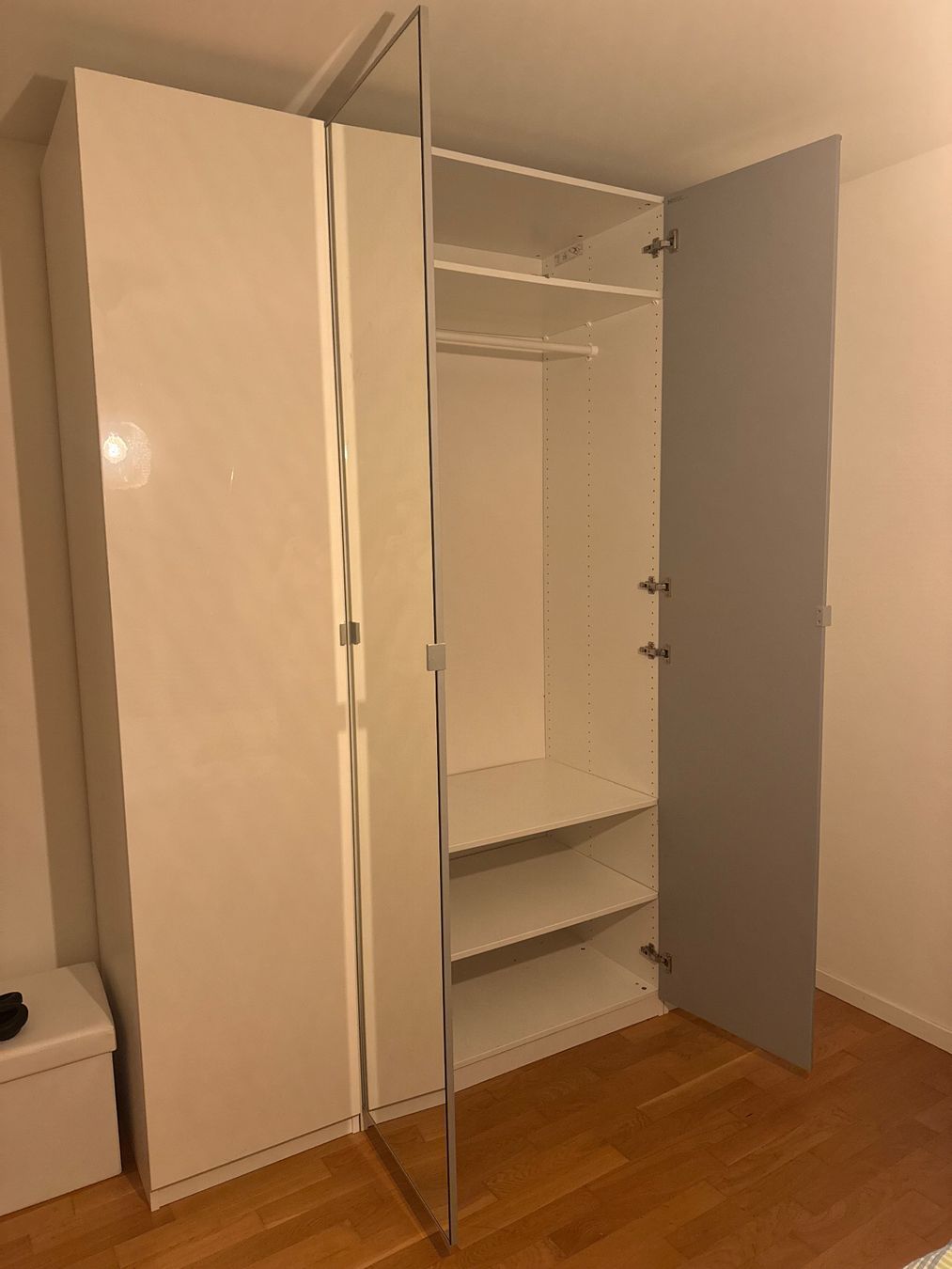 Ikea Armadi: Ikea Pax Kleiderschrank - abgebaut und sofort abholbar – Usato da Zürich venduto da mar_pfc7 2