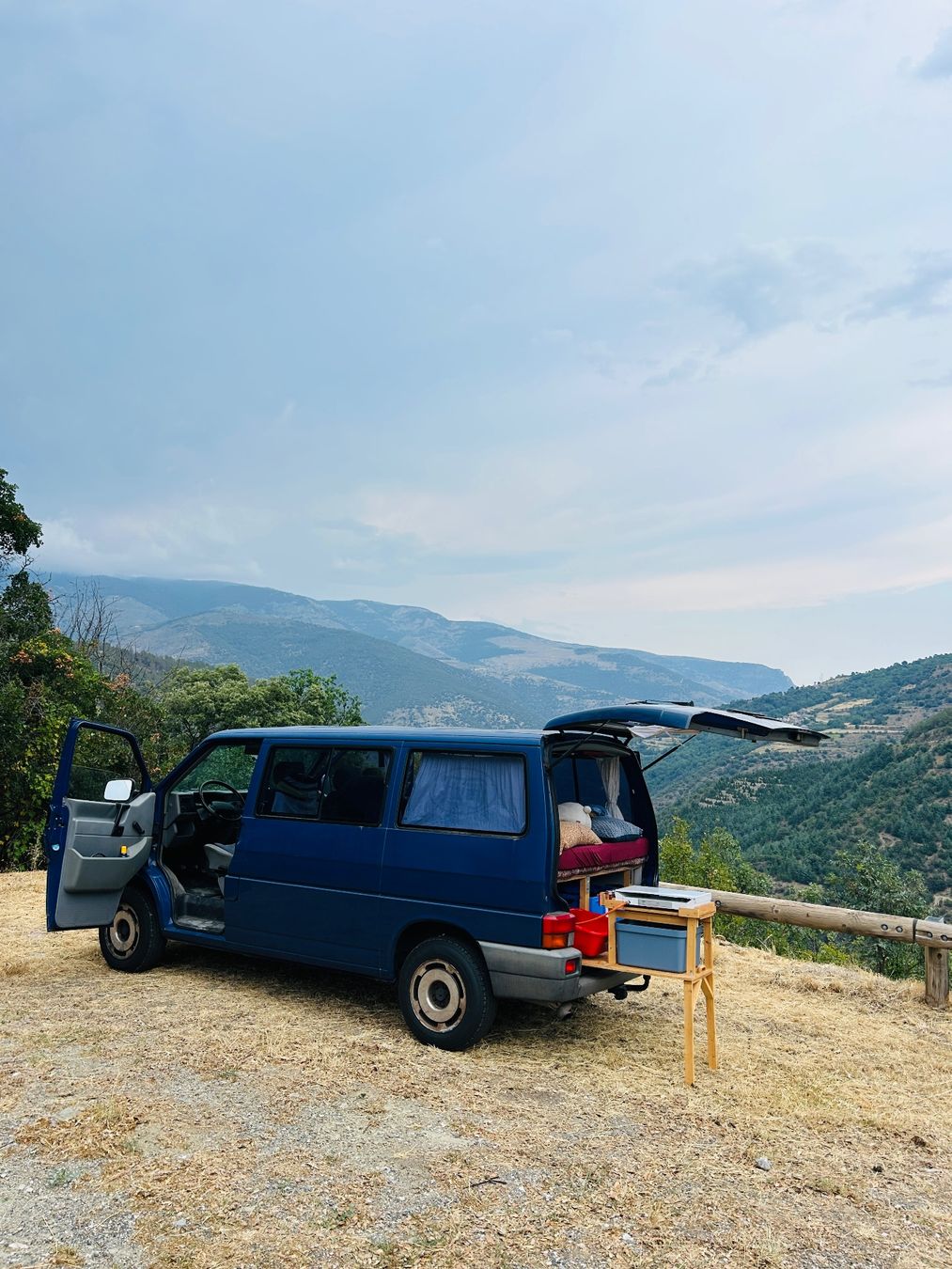 VW Veicoli da campeggio: VW T4 Camper – Usato da Aarau venduto da jon_ht9b 4