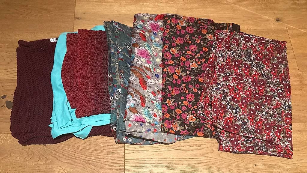 Foulards, Tücher & Schals: Loopschal – Gebraucht aus Untervaz von corina96
