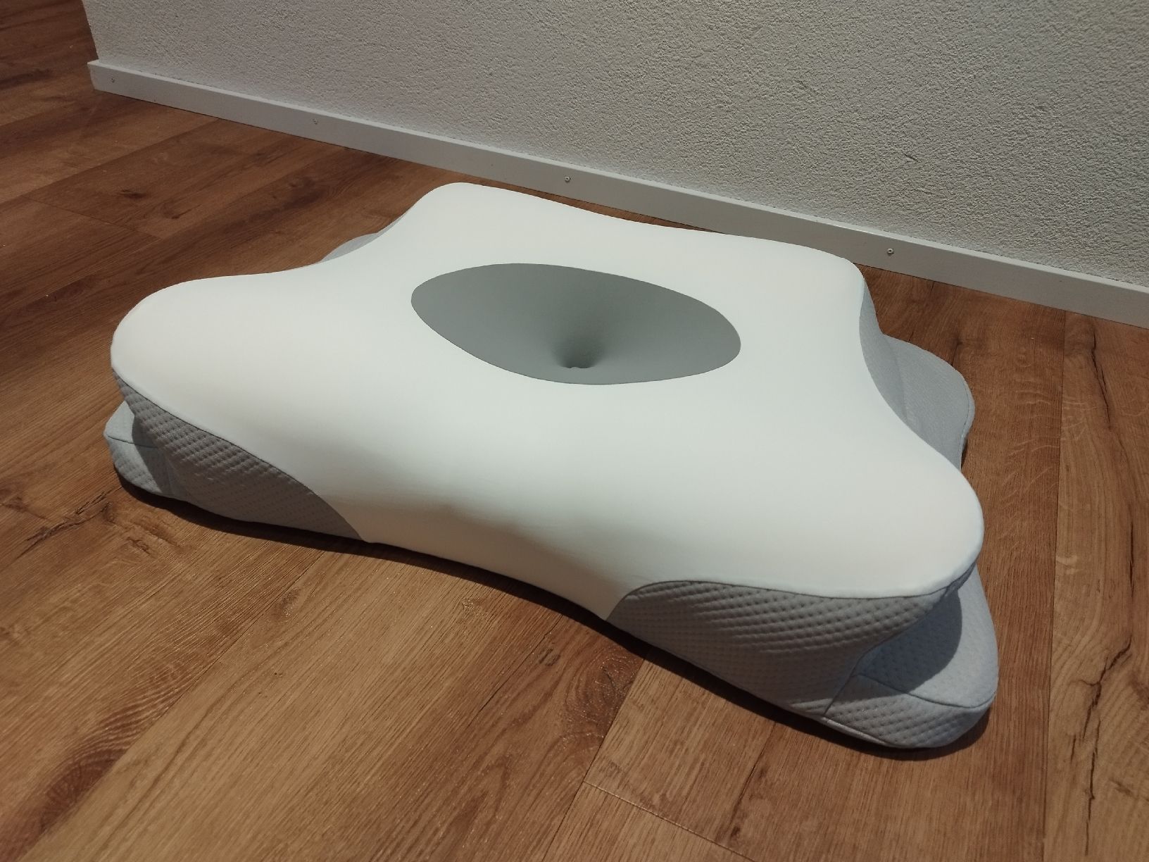 Cuscini: Ergonomisches Nackenkissen – Nuovo (secondo la descrizione) da Walkringen venduto da ani_6bgd 1
