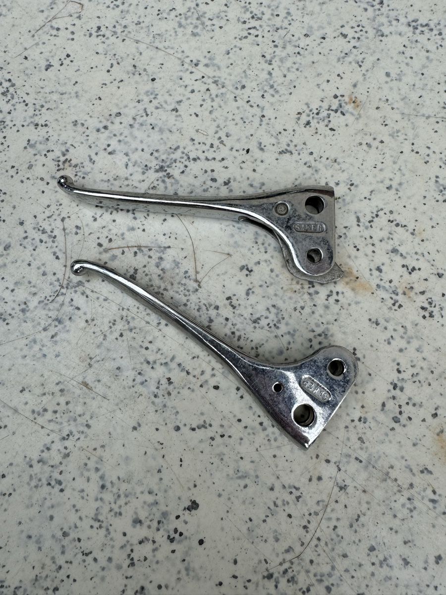 Parti ricambio per ciclomotori: Mofa Moped Bremshebel – Usato da Dübendorf venduto da Sachs621 1