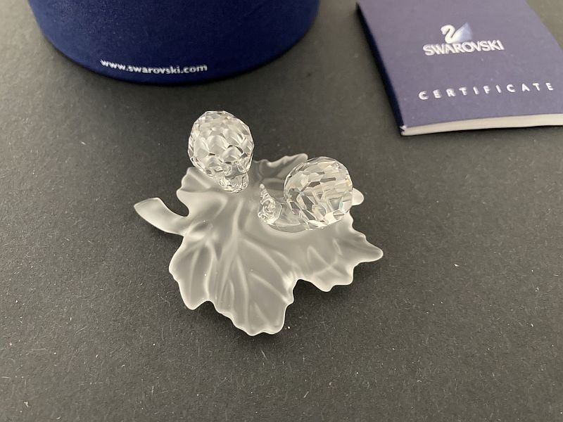 Swarovski Figuren: bay chiocciole su foglia – Neu und originalverpackt aus Airolo von Hmagnum 1