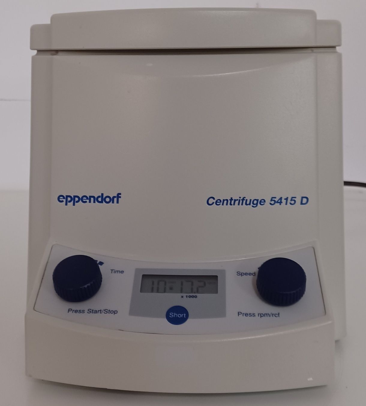Accessori da laboratorio: Eppendorf 5415 D – Usato da Niederdorf venduto da LeptonAG_Labor 1