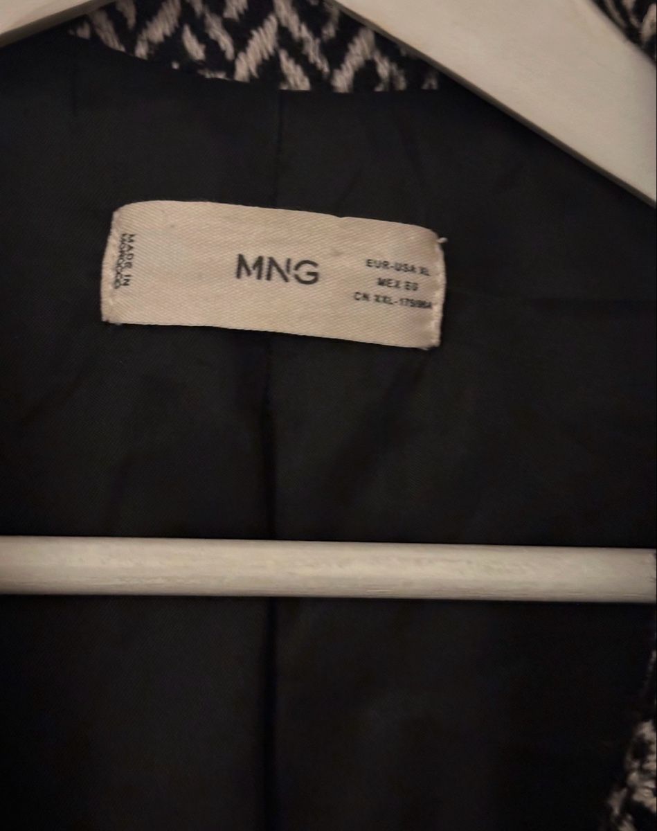 Mango Cappotti: Mantel Mango 2016 XL Oversized – Usato da Triengen venduto da Meetmeatthebodega 3