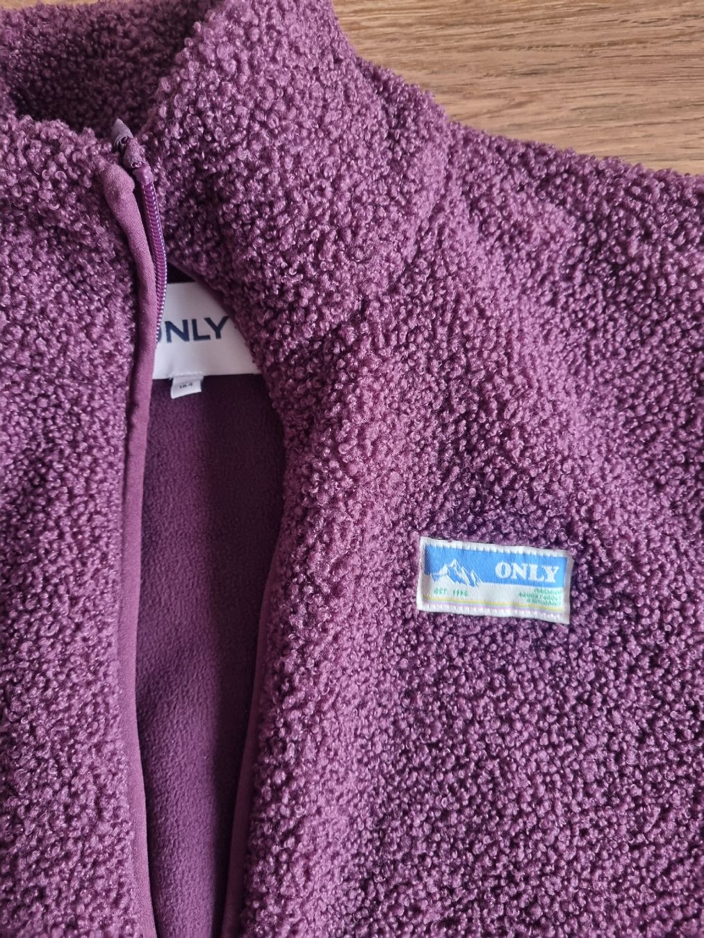 Only Giacche: Plüschjacke Only gr.164/XS/S – Nuovo (secondo la descrizione) da Näfels venduto da Phd534