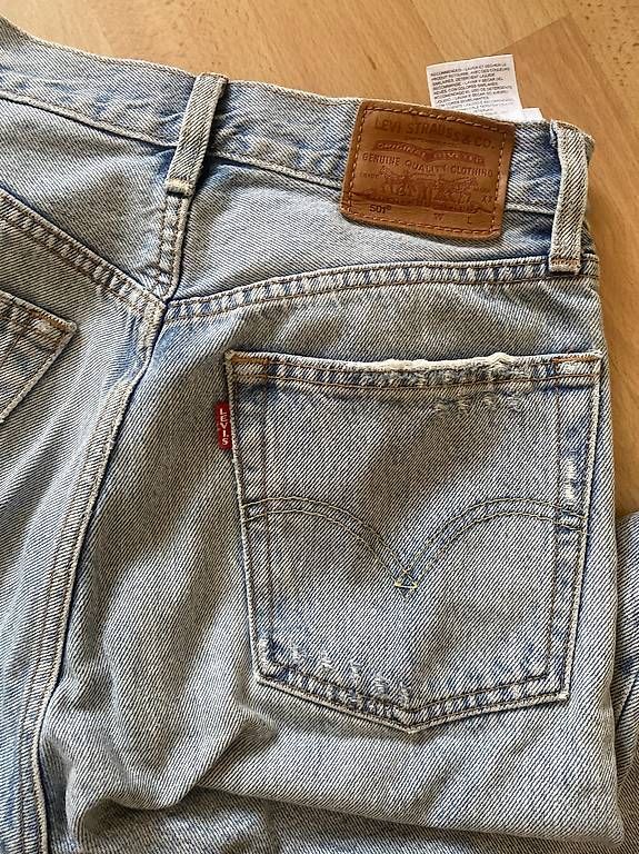 Levi's Jeans: Levis 501 Jeans Crop Hellblau 24x26 – Usato da Bern venduto da n-dine 3