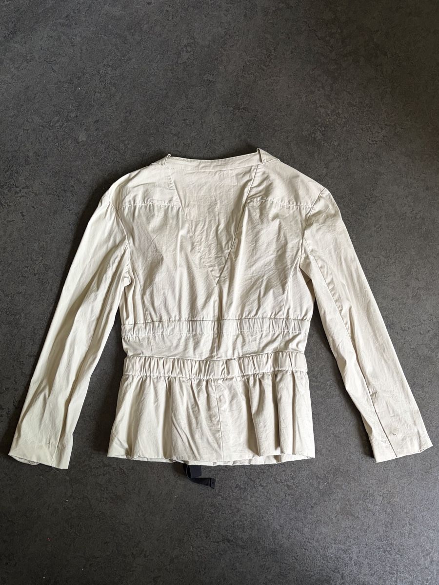 Prada Giacche: Prada SS 2009 Beige Jacke Gr. 42 – Nuovo (secondo la descrizione) da Zürich venduto da megastored 3
