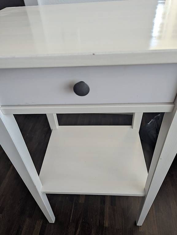 Comodini: Nachttisch / Beistelltisch HEMNES Ikea – Usato da Niederwangen BE venduto da jan_p2tb 1