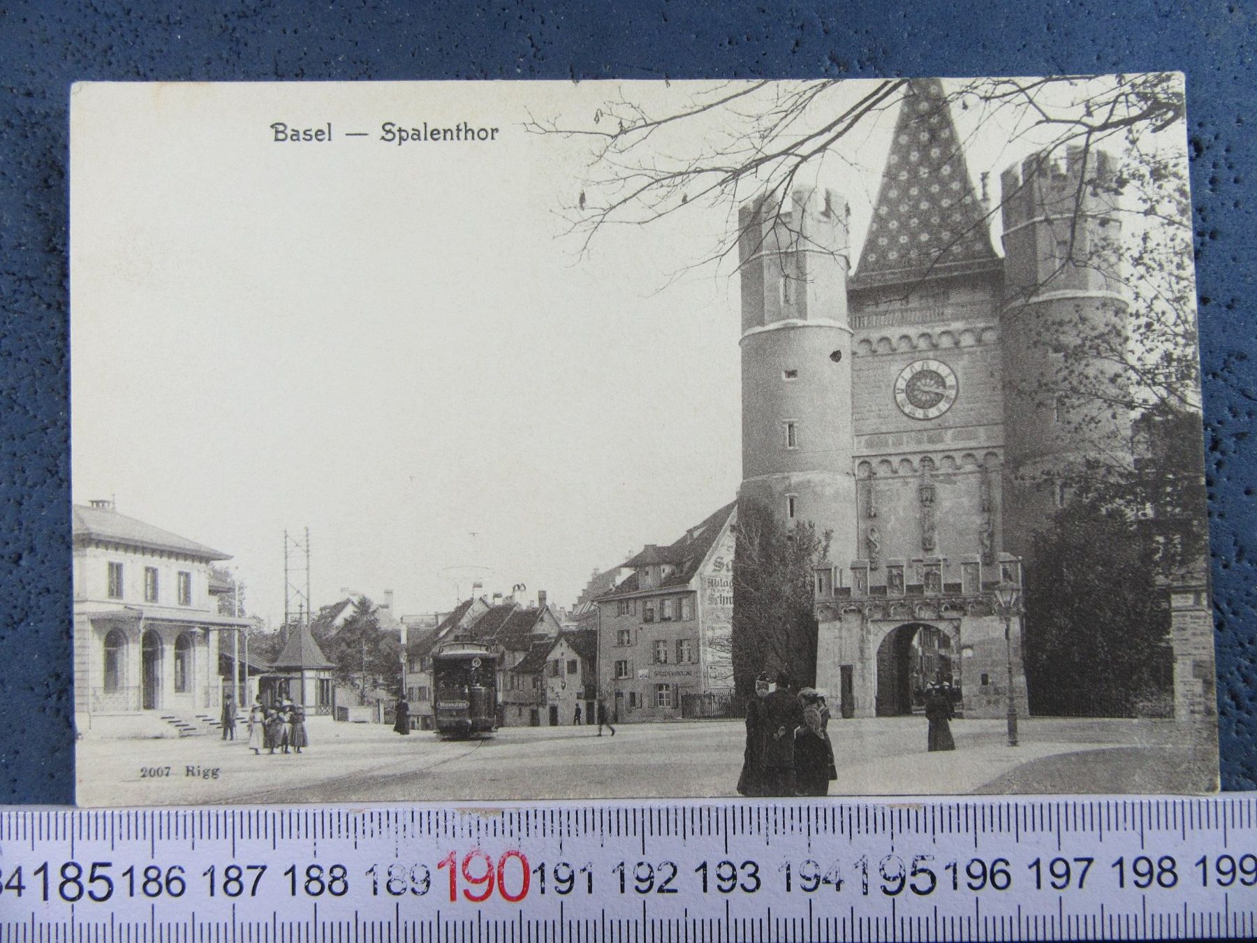 Cartoline postali: BASEL SPALENTHOR TRAM BELEBT – Usato da Ettingen venduto da Hausi4711