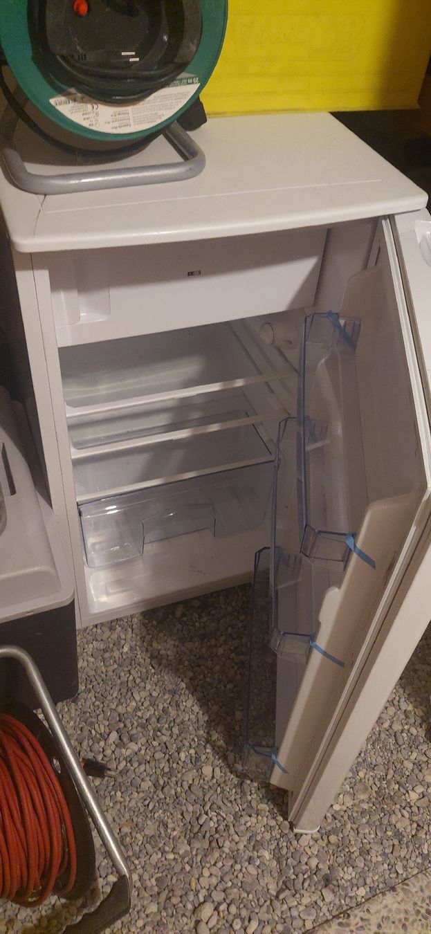 Kühlschrank: Kühlschrank weiss gut erhaltene Ware – Gebraucht aus Lichtensteig von pas_7sdz 1