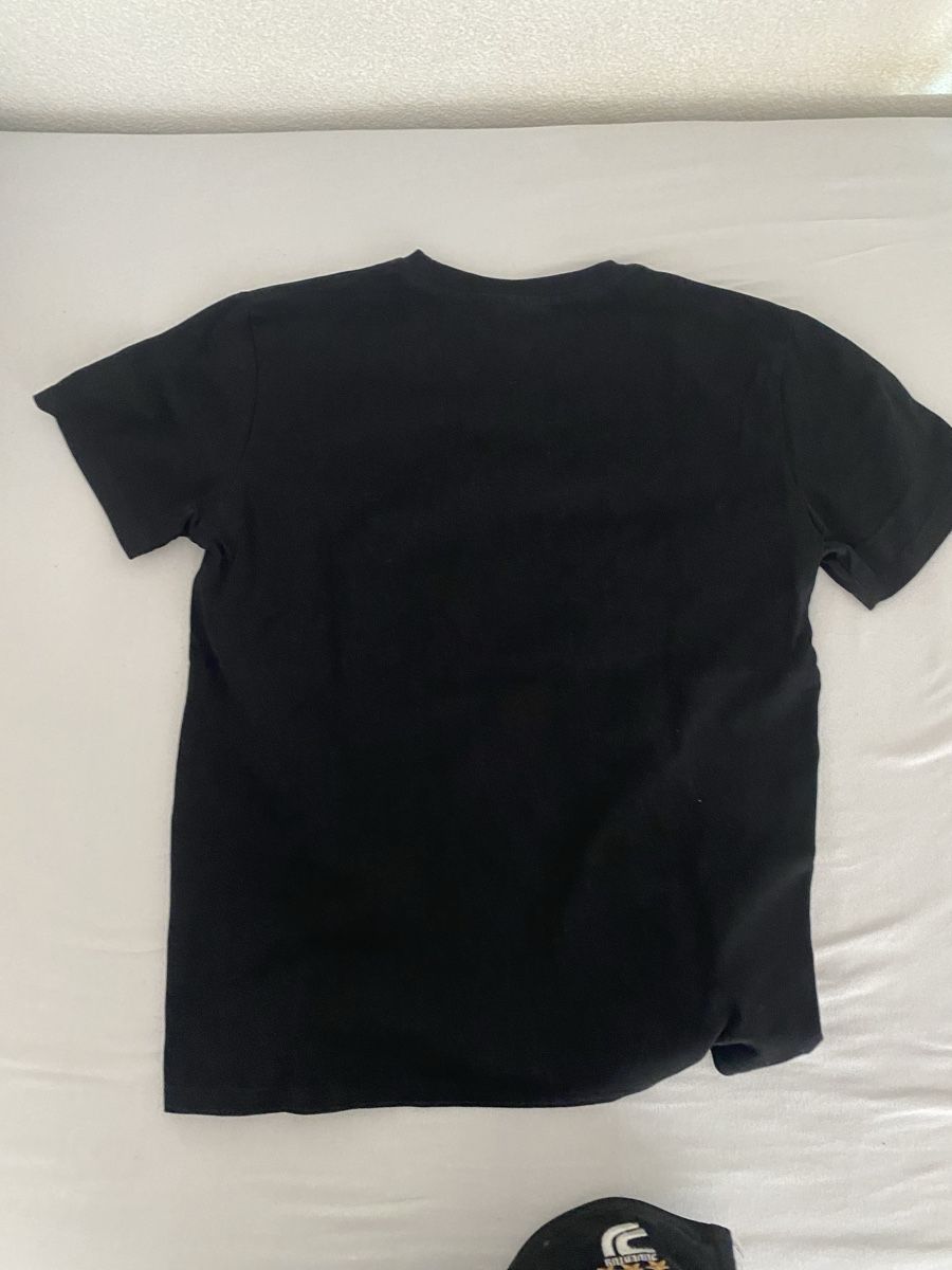 T-shirt: T shirt – Nuovo (secondo la descrizione) da Pratteln venduto da fra_rd8j 3