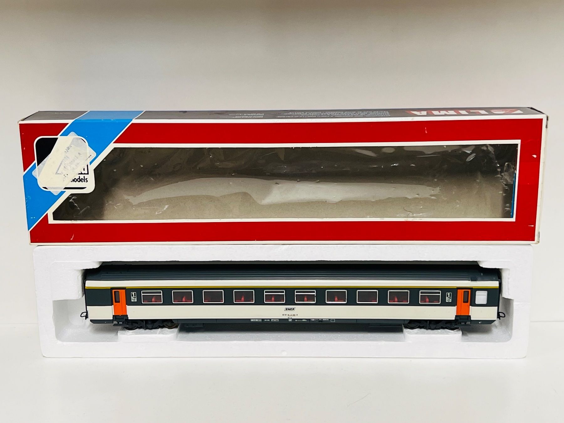 Lima Modellini di ferrovie: Lima  30 9184 SNCF 1.Kl. H0 DC – Usato da Geroldswil venduto da TopTrain54 6