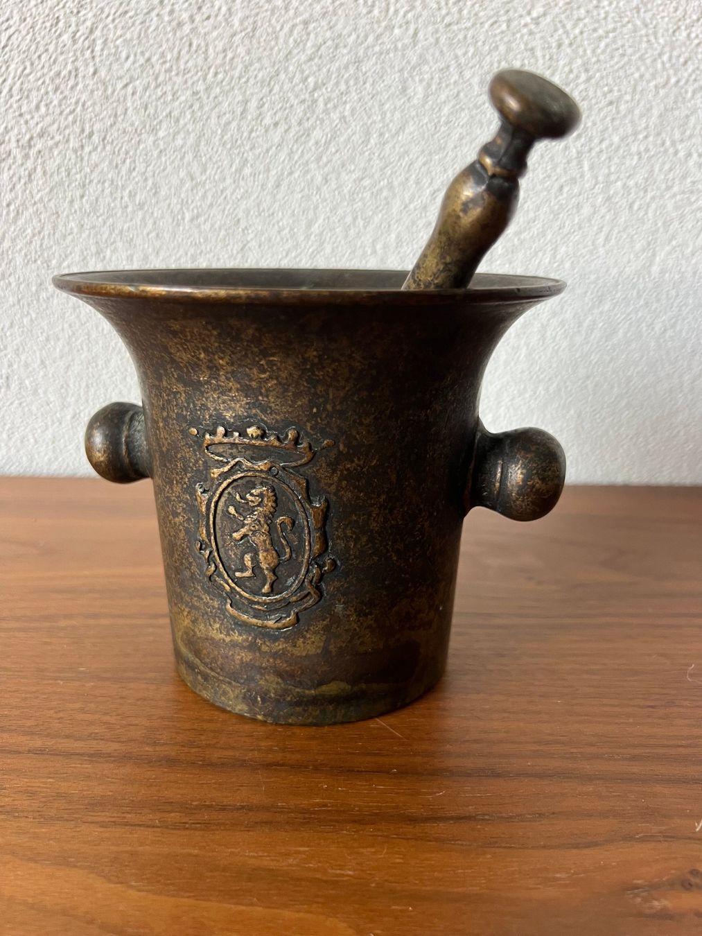 Autres pour cuisiner & mitonner: Antiker Bronze-Mörser mit Pistill – D'occasion à Derendingen par emmenwasser