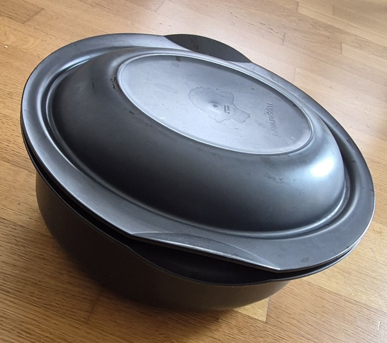 Tupperware Teglie da forno: Tupperware Auflaufform Oval 5L guter Zustand – Usato da Kradolf venduto da lad_f8ny