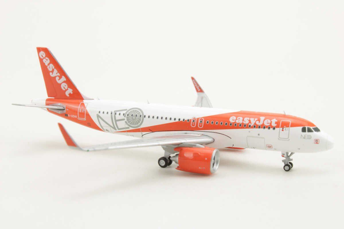 Easyjet Kit di modellismo & Modellini statici: A320neo EASYJET – Nuovo e nell'imballaggio originale da Morges venduto da iljamuromez 1