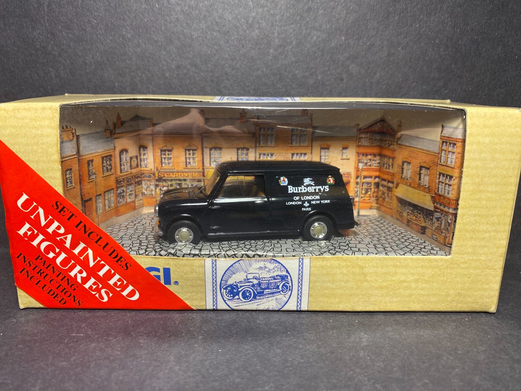 Corgi Toys Modellautos: Morris Mini Van Burberrys - Corgi 1:43 OVP – Neu und originalverpackt aus Spiez von Mlandcruiser