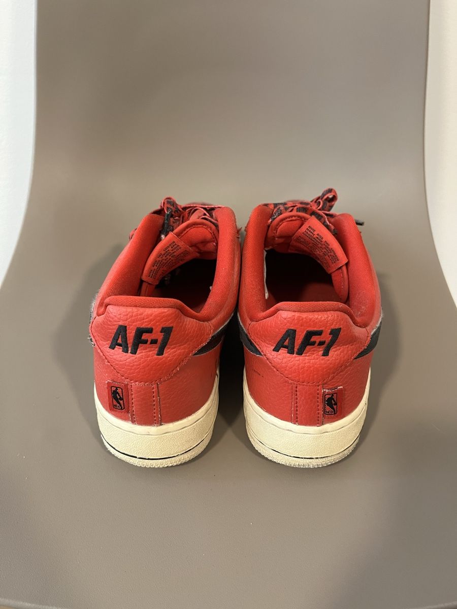 Nike Scarpe da uomo: Red Nike Air Force 1 NBA edition – Usato da Kirchberg SG venduto da schwarzekatze7 2