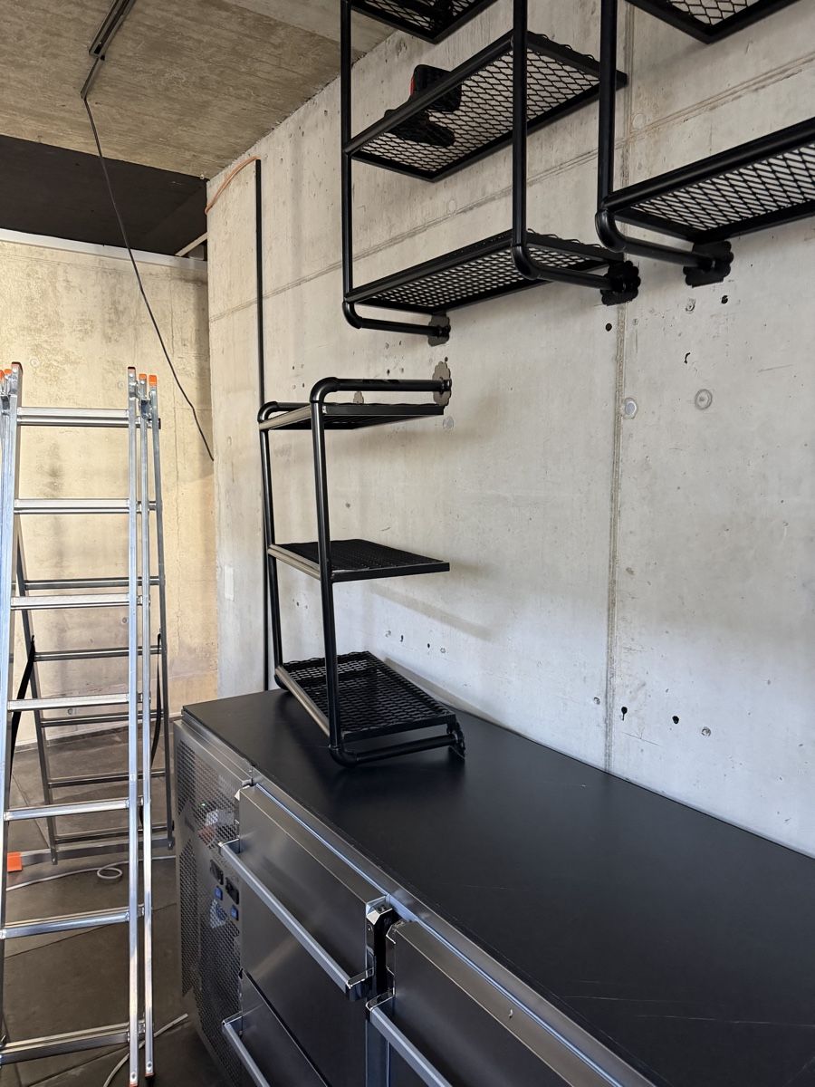 Scaffali: Metall Wandregale – Usato da Rorschach venduto da kimtung 5