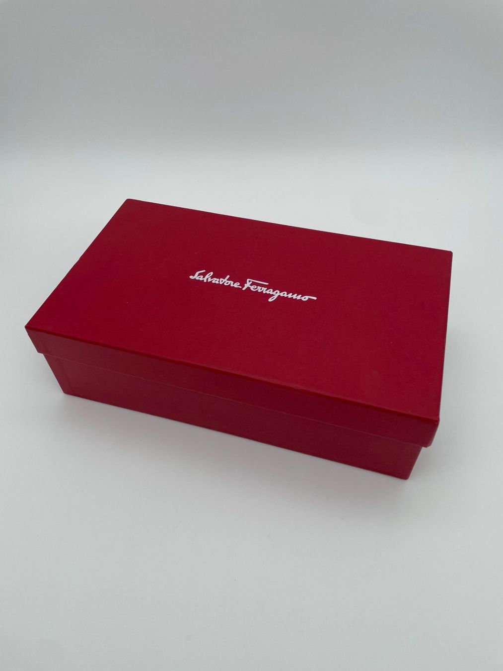 Salvatore Ferragamo Scarpe da donna: Salvatore Ferragamo Pointed-Toe Pump EU 40 Schwarz – Usato da Zürich venduto da shoe_shop 4