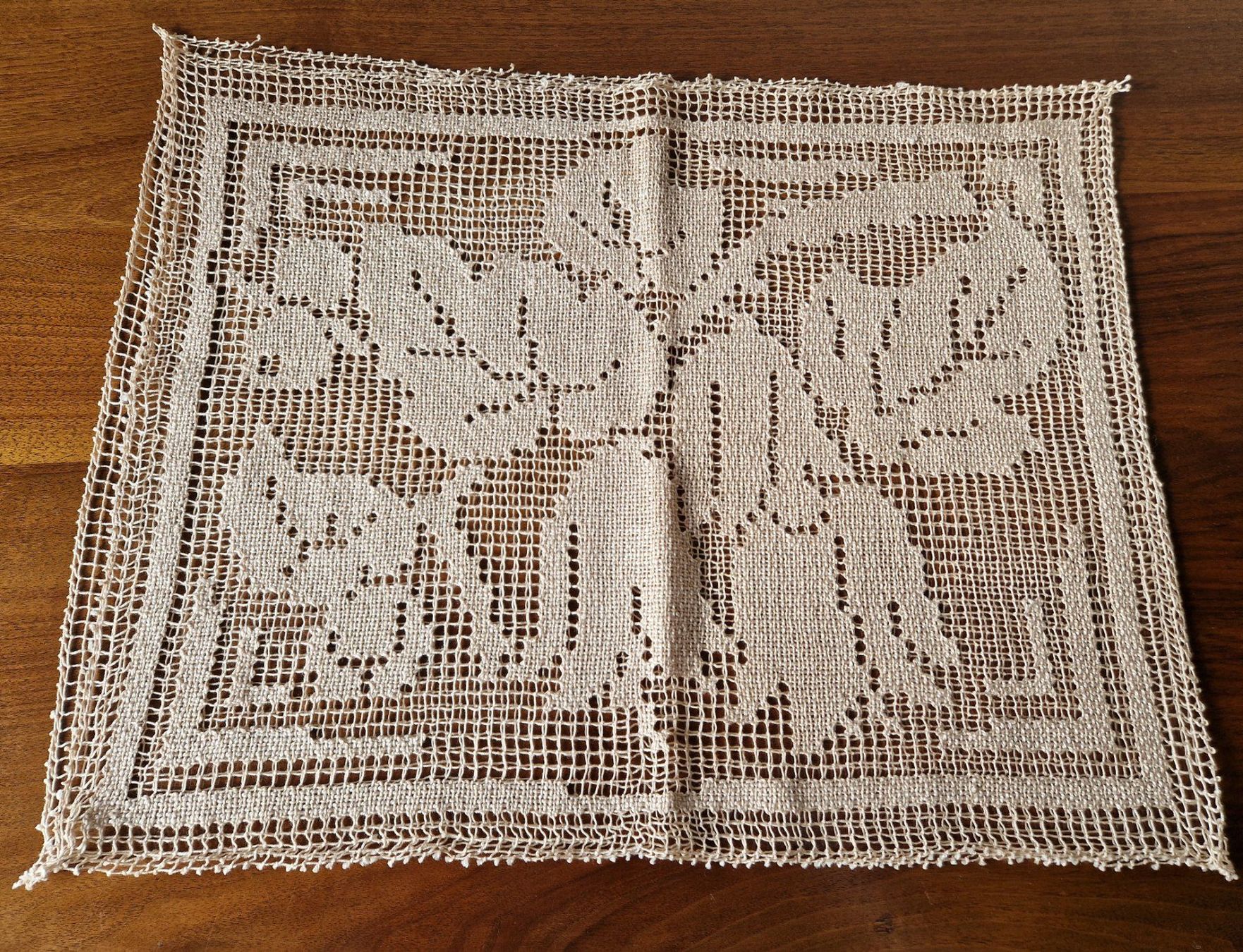 Tutte le decorazioni: Filet Handarbeit – Nuovo (secondo la descrizione) da Bern venduto da Antikbatik