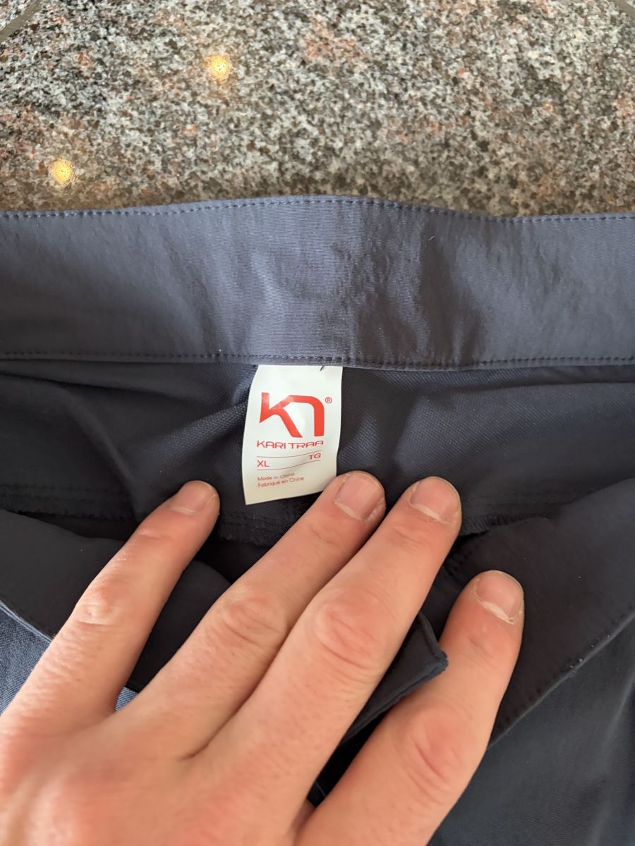 Pantaloni: Kari Traa Wanderhose  – Usato da Visperterminen venduto da lgresell 2