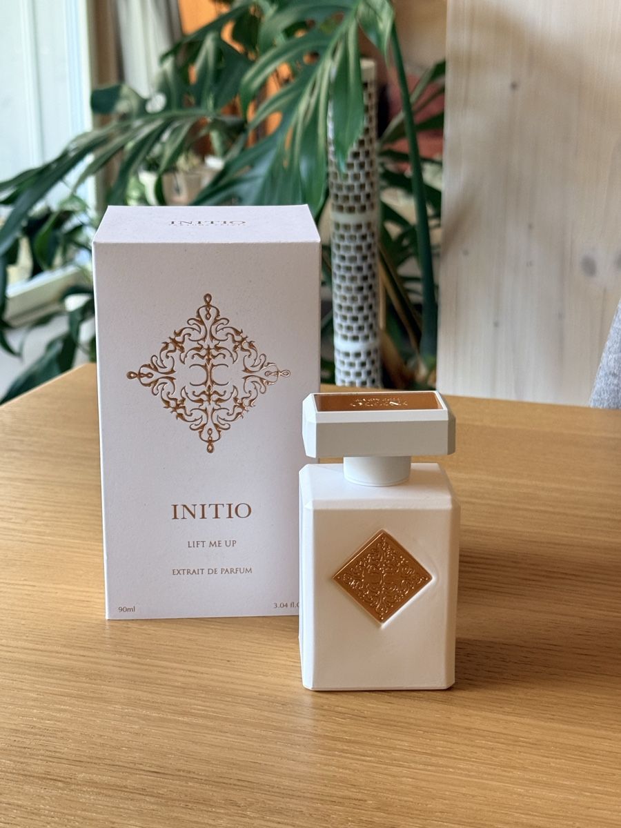 Initio Parfums & Eau de Toilette: Initio - Lift me up – D'occasion à Bern par Afia_