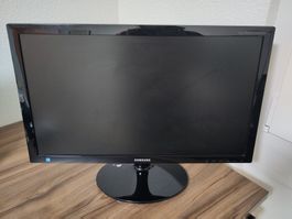 Samsung SyncMaster S24B300HL Monitor
