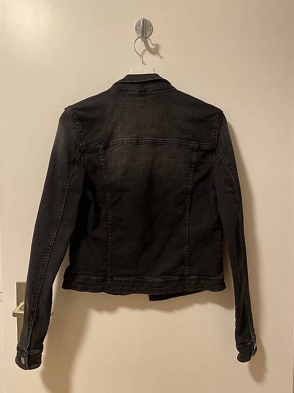 Jacken: Jeans Jacke – Gebraucht aus Oberdorf NW von mar_5spj 1