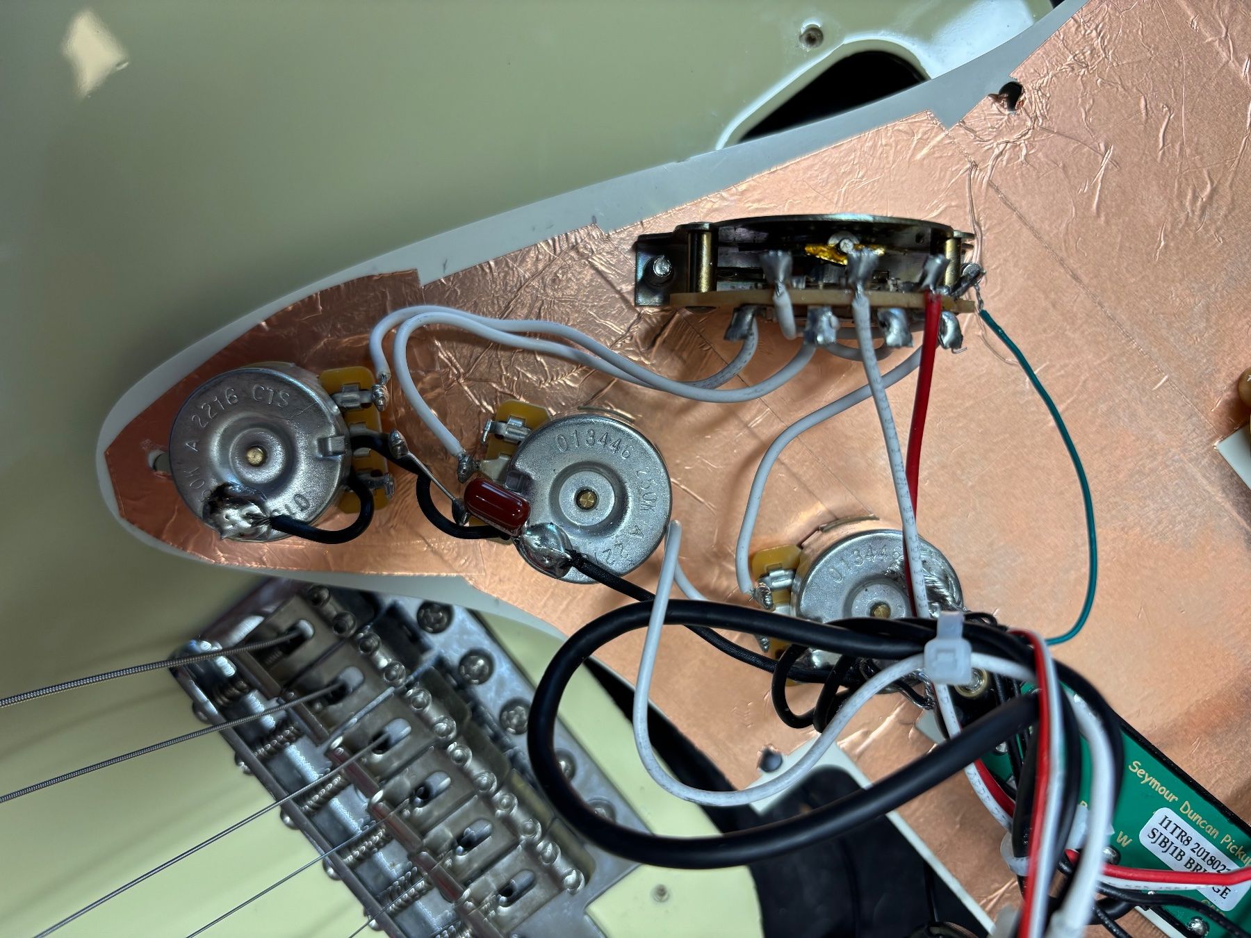 Squier Strumenti musicali: 2007 Fender Squier 50's Classic Vibe Stratocaster – Usato da Buch SH venduto da JTThomas 8