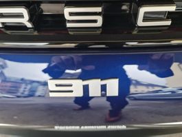 Selten NEU Porsche 992  911 Heckemblem  - Silberchrom