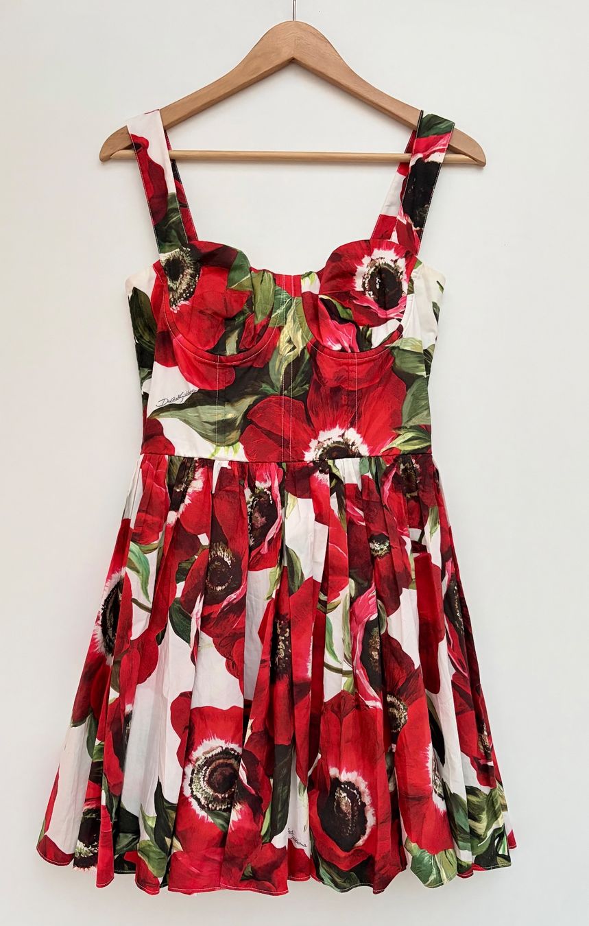 Dolce & Gabbana Robes: Dolce&Gabbana Kleid Gr.42(IT) / 36(DE) – D'occasion à Unterägeri par Jutka_04